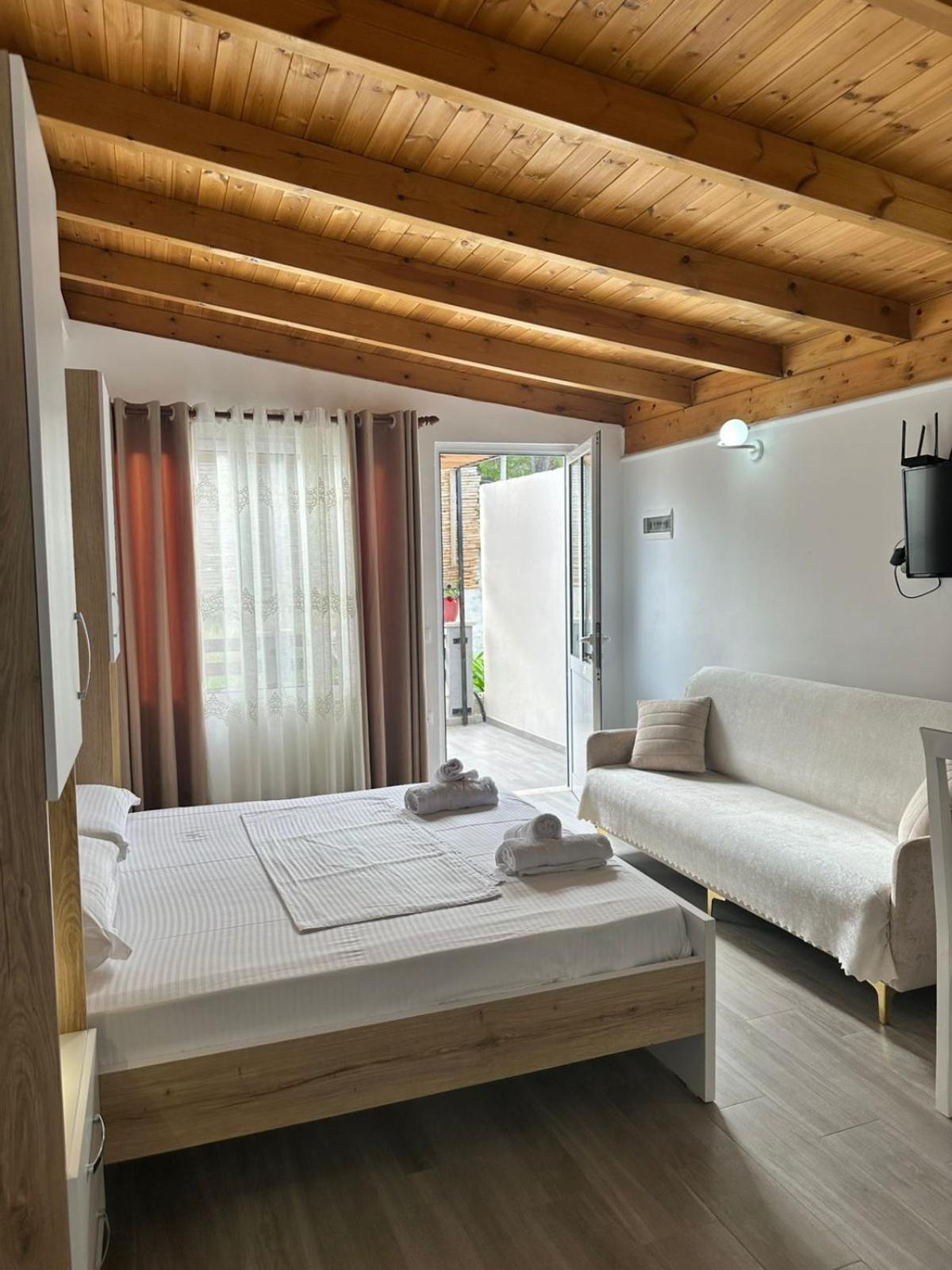 Vila Soleil Vlora Kültér fotó